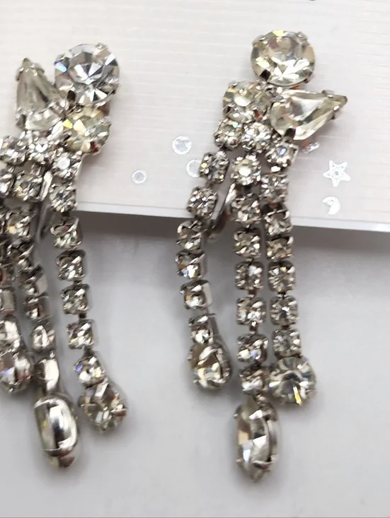 Vintage Crystal Dangle Rhinestone Clip-on Three Strand Sparkle Bling - Picture 6 of 8